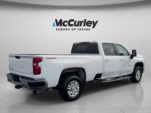 Used 2025 Chevrolet Silverado 3500 LT w/ Safety Package AWD/4WD image 6