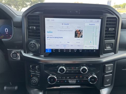 New 2025 Ford F150 Lariat w/ Equipment Group 501A Mid image 18