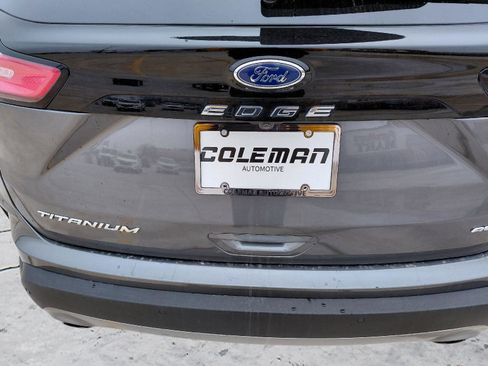 Used 2024 Ford Edge Titanium image 20