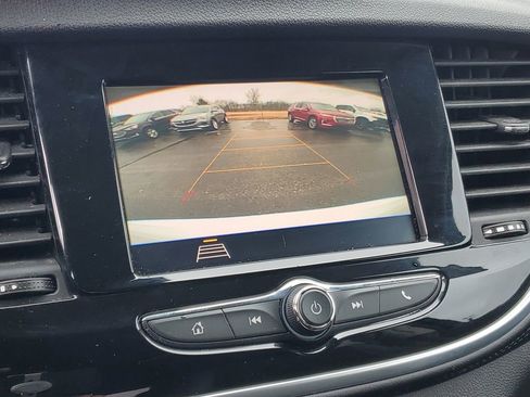 Used 2022 Buick Encore Preferred w/ Safety Package image 18