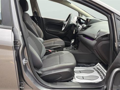 Used 2014 Ford Fiesta SE w/ Equipment Group 201A FWD image 13
