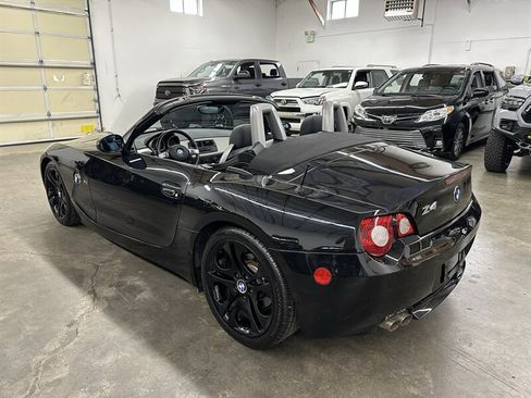 Used 2005 BMW Z4 3.0i RWD image 4