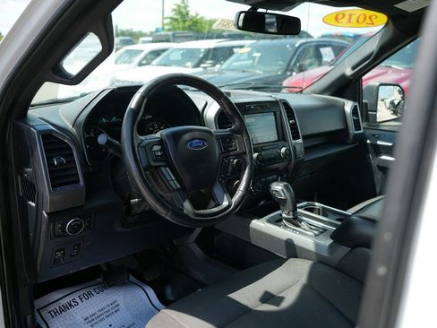 Used 2019 Ford F150 XLT w/ Equipment Group 302A Luxury AWD/4WD image 19