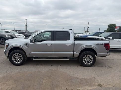 Used 2025 Ford F150 Lariat w/ Equipment Group 502A High AWD/4WD image 3