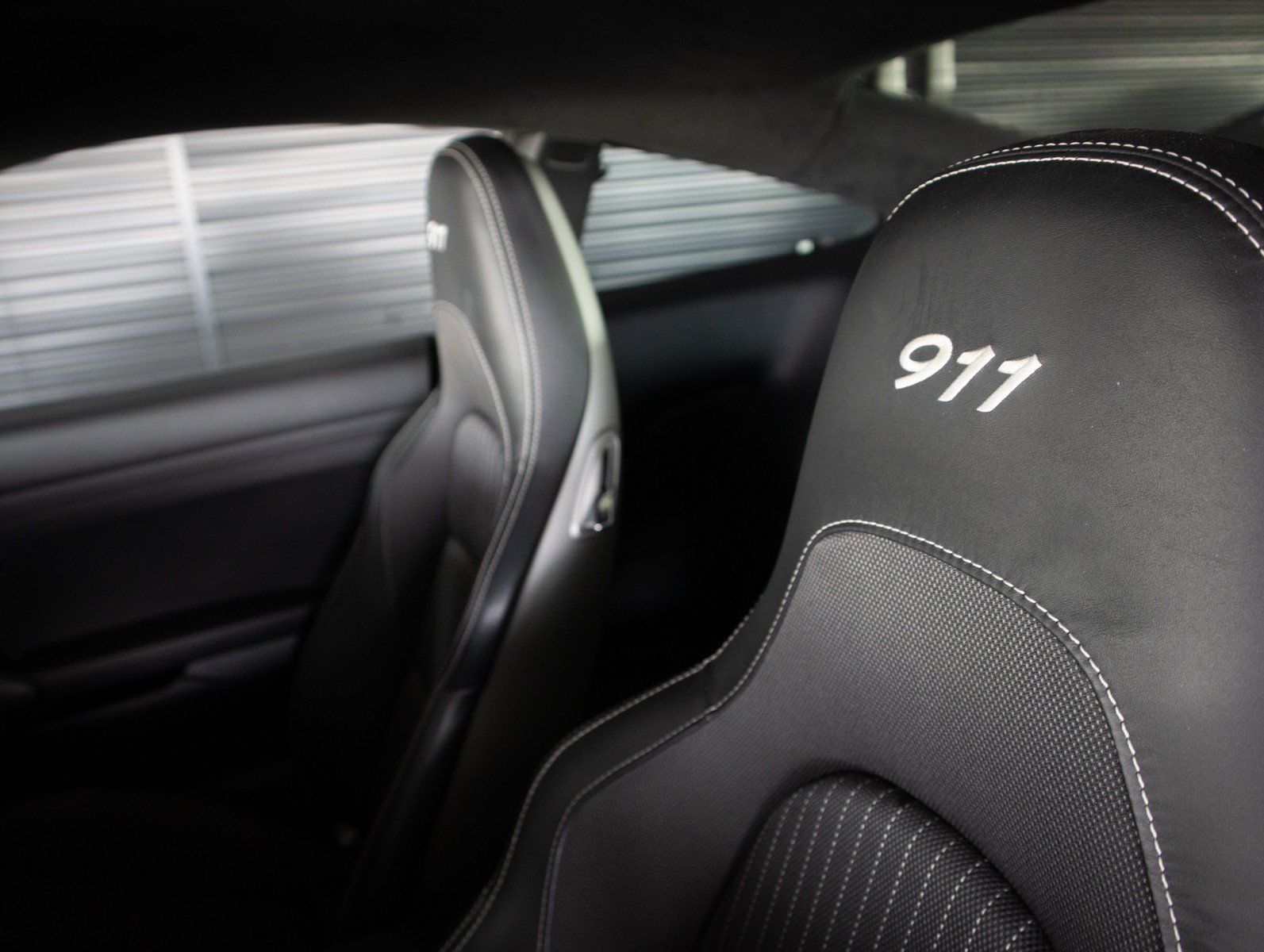 Certified 2018 Porsche 911 Carrera T RWD image 6