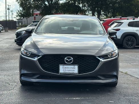 Used 2021 MAZDA MAZDA3 s FWD image 9