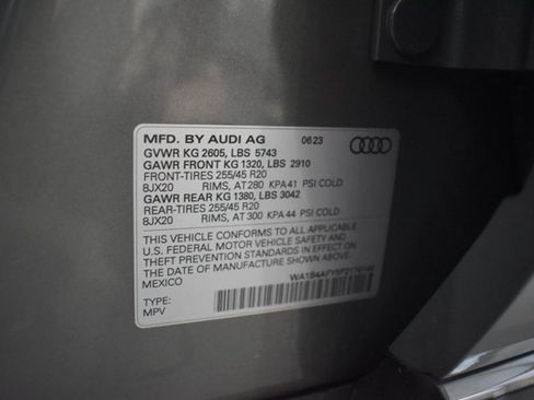 Used 2023 Audi SQ5 Premium Plus w/ Premium Plus Package AWD/4WD image 29