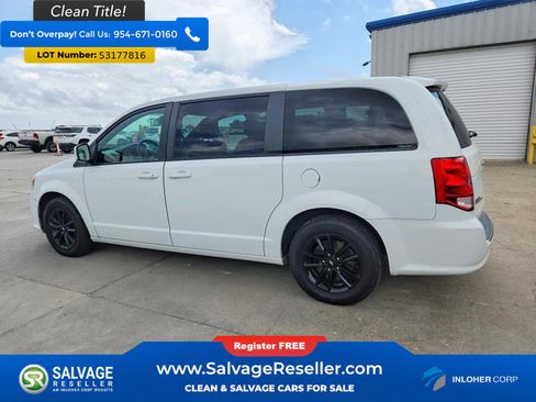 Used 2019 Dodge Grand Caravan GT FWD image 3