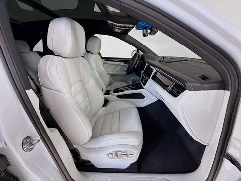 New 2026 Porsche Macan S AWD/4WD image 21