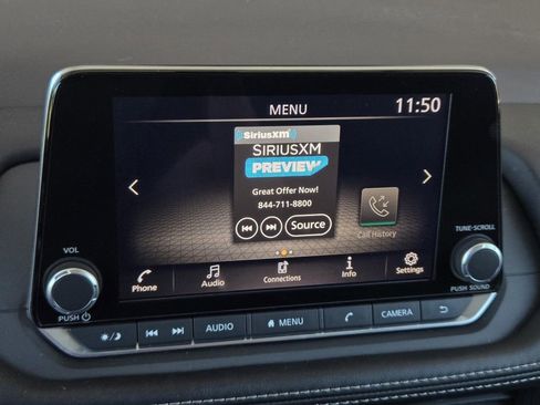 Used 2023 Nissan Rogue S image 20