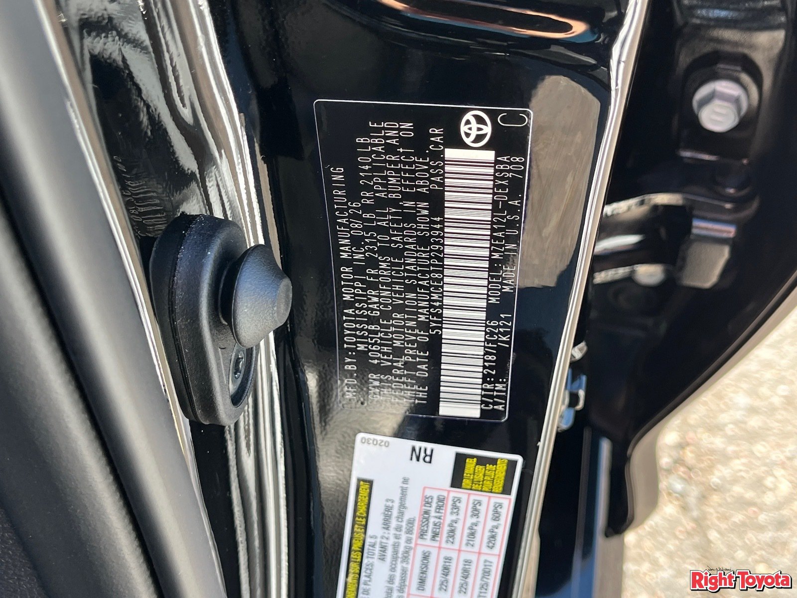 Certified 2026 Toyota Corolla SE FWD image 33