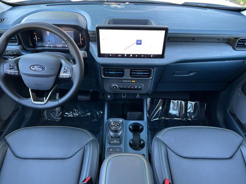 New 2025 Ford Maverick Lobo image 19