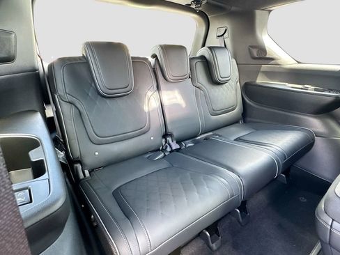 New 2026 INFINITI QX80 Autograph w/ Premium Cargo Package AWD/4WD image 30