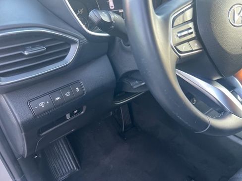 Used 2023 Hyundai Santa Fe SEL image 14