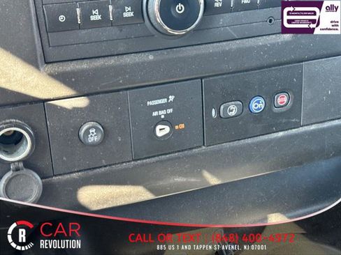 Used 2020 Chevrolet Express 3500 LS image 19