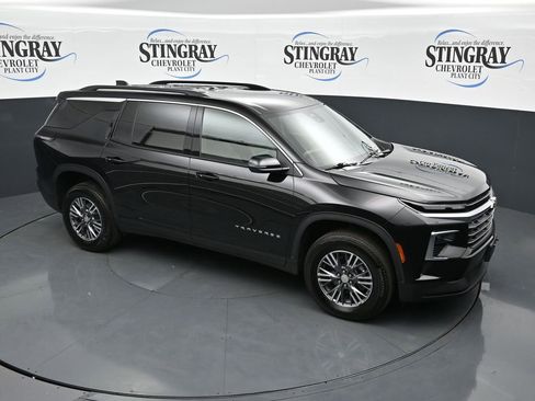 Used 2026 Chevrolet Traverse LT AWD/4WD image 9