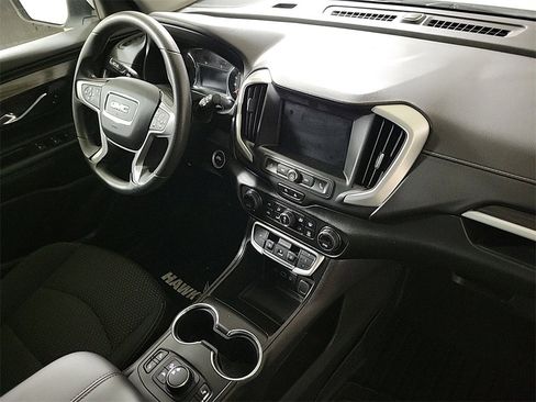 Used 2023 GMC Terrain SLE w/ Driver Convenience Package image 25