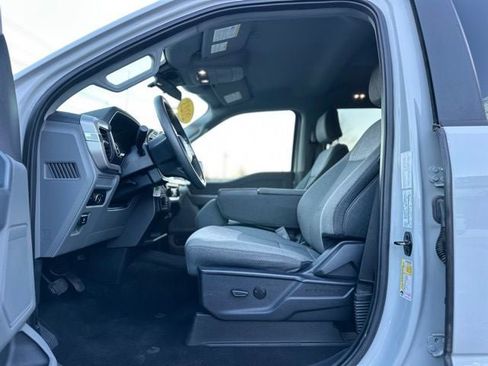 Used 2023 Ford F150 XLT w/ Trailer Tow Package image 11