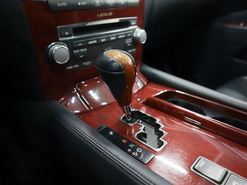 Used 2012 Lexus LS 460 w/ Luxury Value Edition RWD image 18