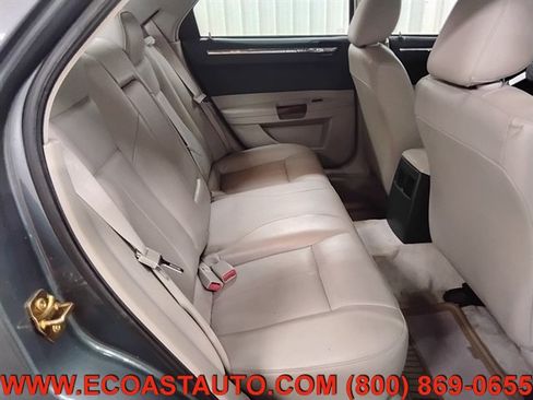 Used 2006 Chrysler 300 Touring RWD image 15
