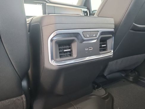 Certified 2024 GMC Sierra 3500 Denali w/ Denali Reserve Package AWD/4WD image 21