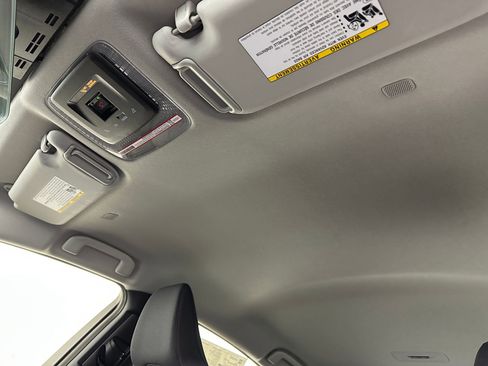 New 2026 Toyota Prius SE image 16