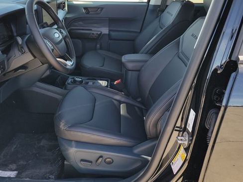 New 2026 Ford Maverick Lariat w/ Black Appearance Package image 6