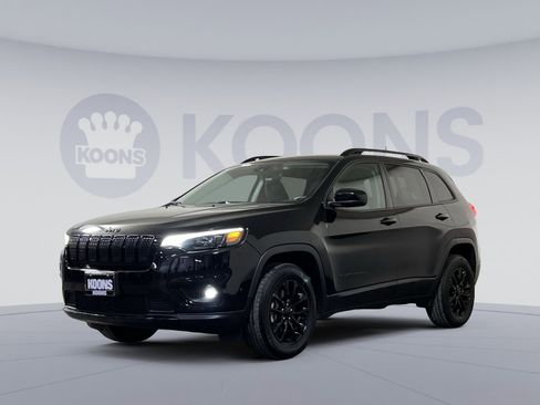 Used 2023 Jeep Cherokee Altitude Lux image 1