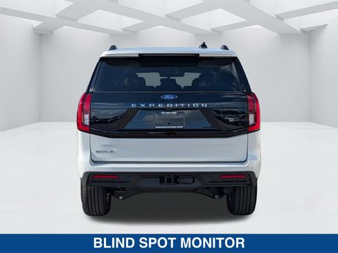 New 2026 Ford Expedition Active RWD image 7