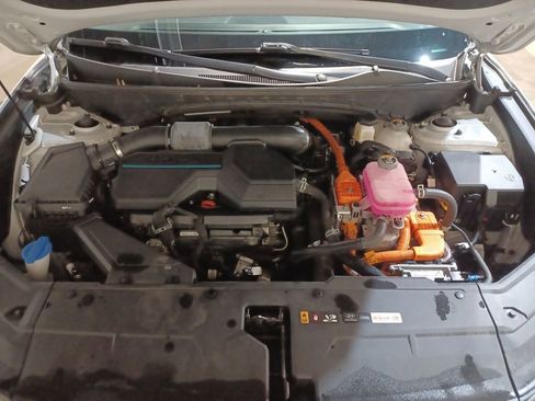 Used 2023 Hyundai Tucson Blue image 17