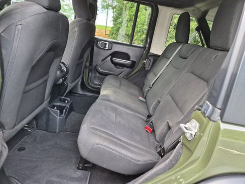 Used 2021 Jeep Wrangler Unlimited Sport AWD/4WD image 13