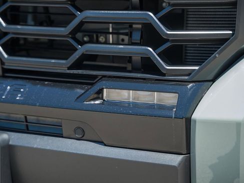 New 2026 Toyota Tundra Limited AWD/4WD image 14