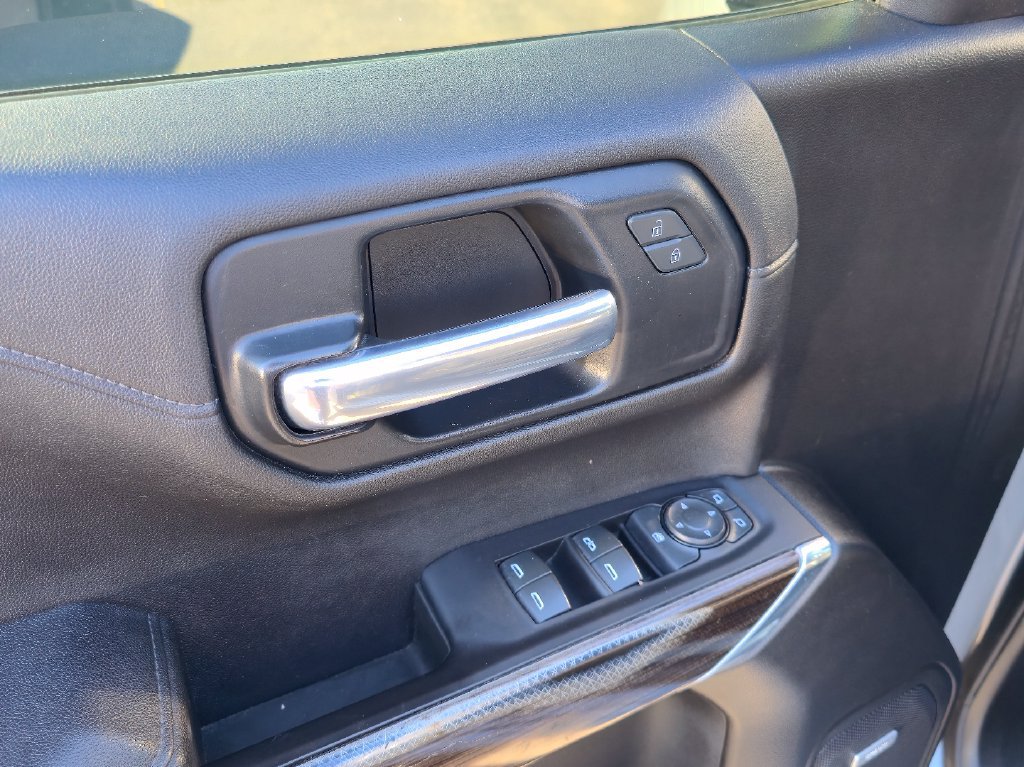 Used 2021 Chevrolet Silverado 1500 LT Trail Boss w/ Convenience Package II AWD/4WD image 22