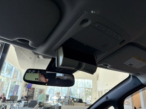 Used 2019 Nissan Leaf SV w/ SV Technology Package image 15