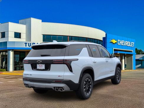 New 2026 Chevrolet Traverse Z71 w/ Enhanced Driving Package AWD/4WD image 6
