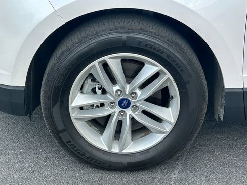 Used 2017 Ford Edge SEL w/ Equipment Group 201A AWD/4WD image 13