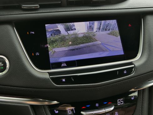 Used 2023 Cadillac XT5 Premium Luxury FWD image 20