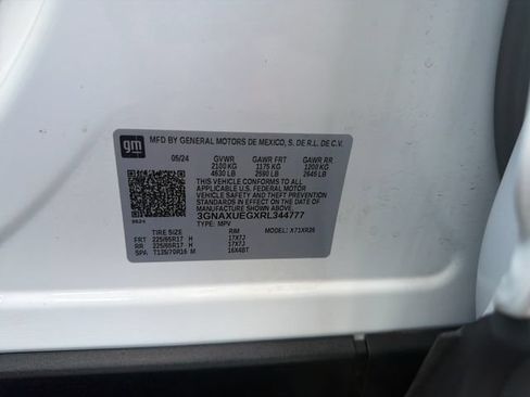Used 2024 Chevrolet Equinox LT AWD/4WD image 35