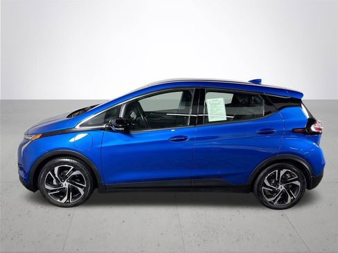 Used 2023 Chevrolet Bolt LT w/ Infotainment Package image 9