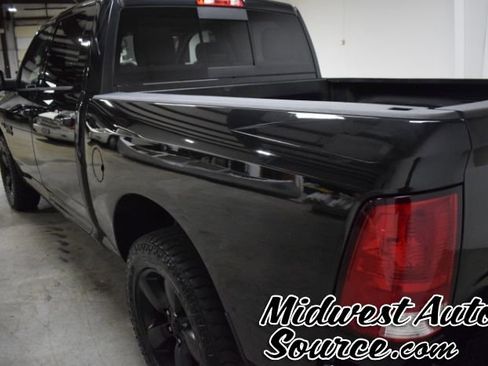 Used 2018 RAM 1500 Big Horn AWD/4WD image 2