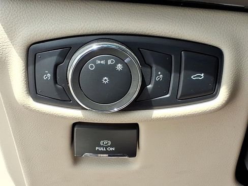 Used 2020 Lincoln MKZ Reserve w/ Elements Package AWD/4WD image 15