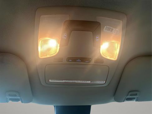 Used 2019 Toyota Sienna LE FWD image 30