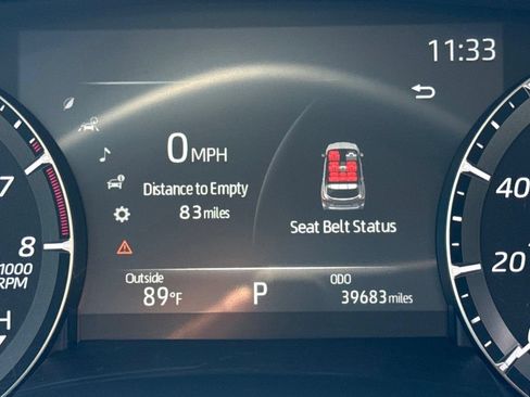 Used 2021 Toyota Highlander XLE FWD image 14