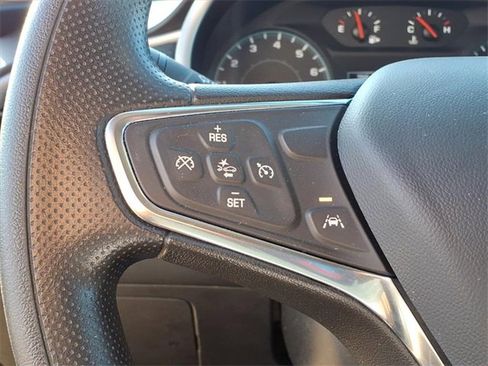 Used 2024 Chevrolet Malibu LT image 31