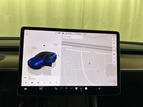 Used 2023 Tesla Model Y Long Range AWD/4WD image 12