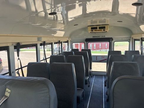 Used 2006 Chevrolet Express 3500 w/ School Bus Package RWD image 3