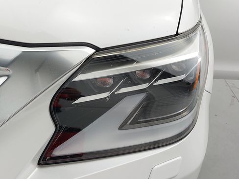Used 2021 Lexus GX 460 Premium w/ Accessory Package AWD/4WD image 35