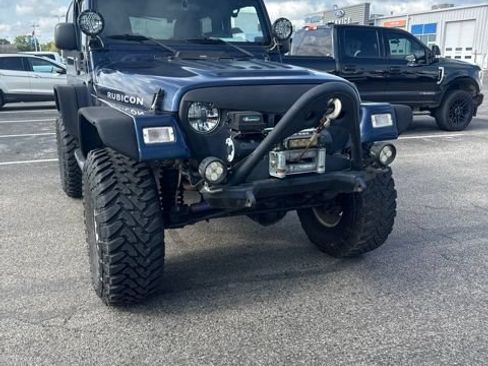 Used 2004 Jeep Wrangler Rubicon w/ Dual Top Group AWD/4WD image 3