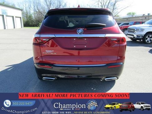 Used 2022 Buick Enclave Premium w/ Experience Buick Package image 5