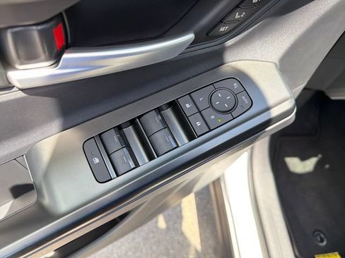 New 2026 Subaru Uncharted AWD image 17
